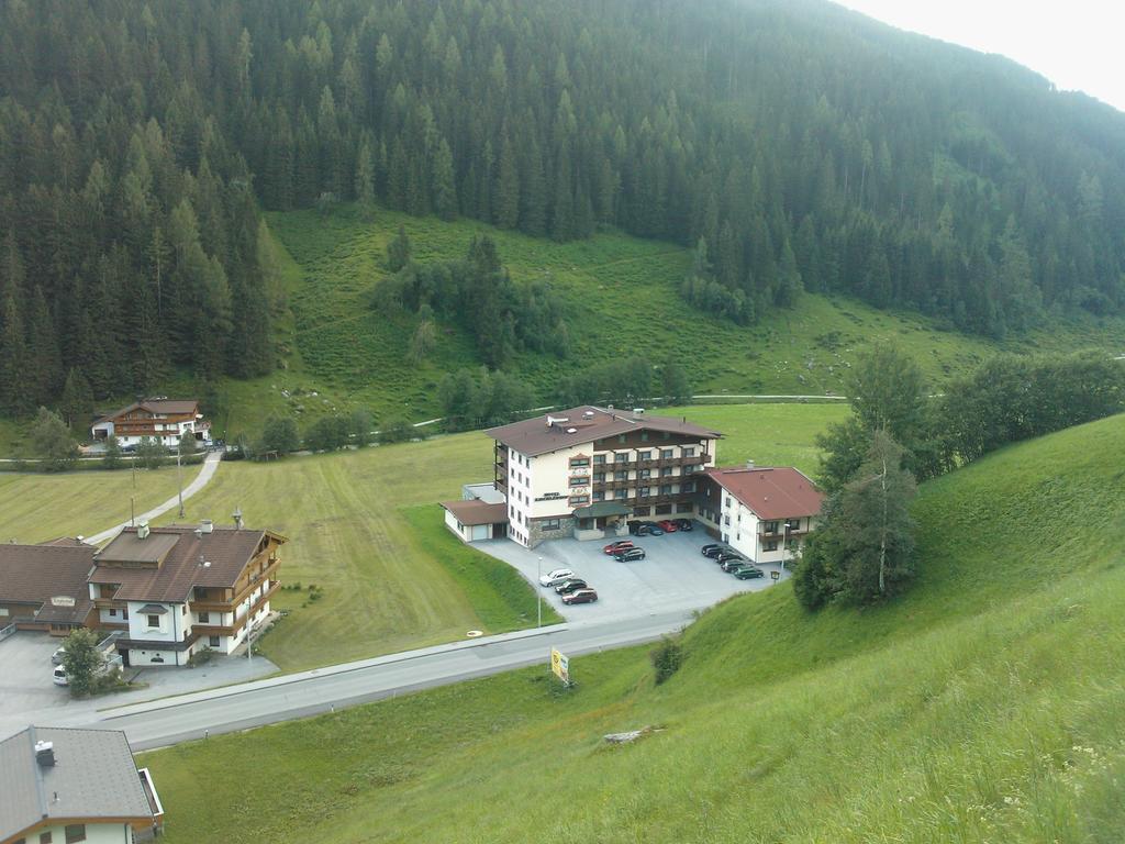 Hotel Kirchlerhof Tux Εξωτερικό φωτογραφία